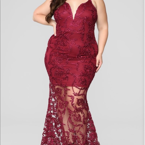 Fashion Nova Dresses & Skirts - Fashion Nova Maxi Dress w/ See Through Bottom